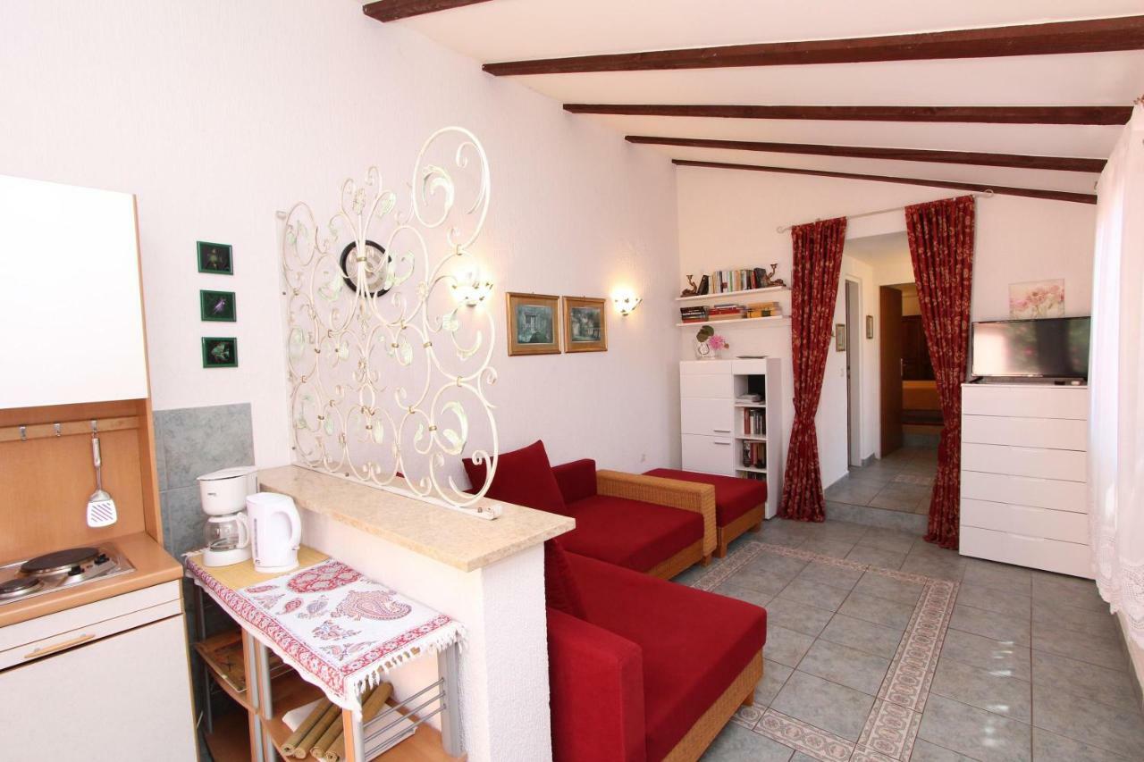 Apartments Villa Lucu Rovinj Exterior photo