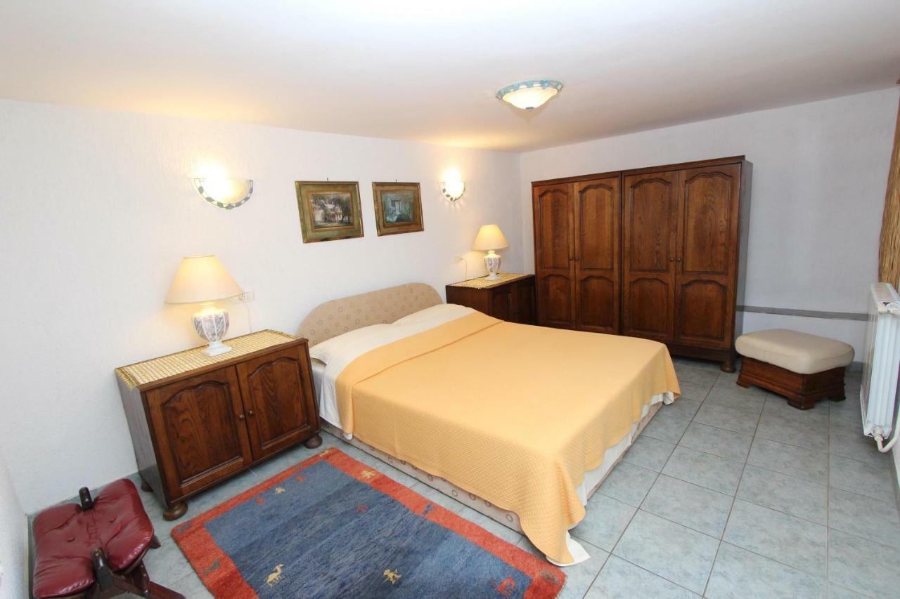 Apartments Villa Lucu Rovinj Exterior photo